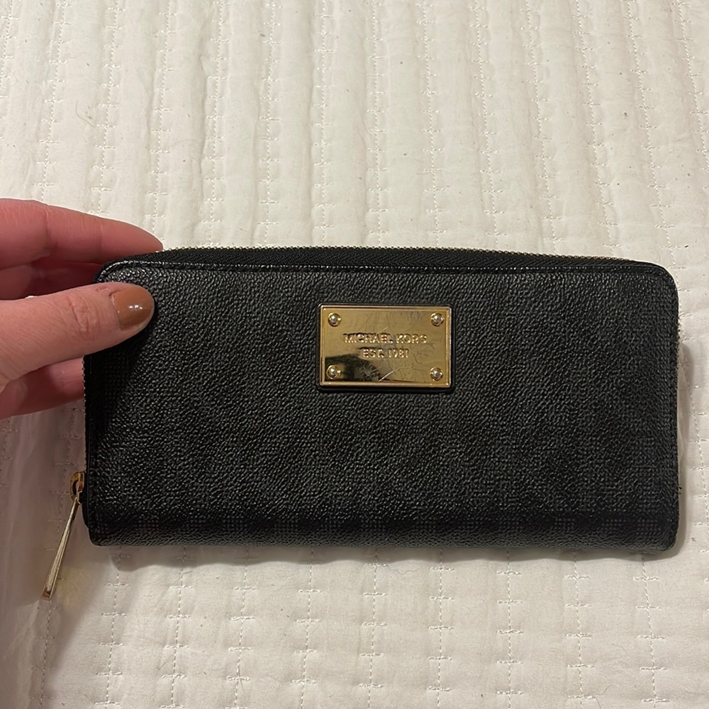Black MK Michael Kors Wallet